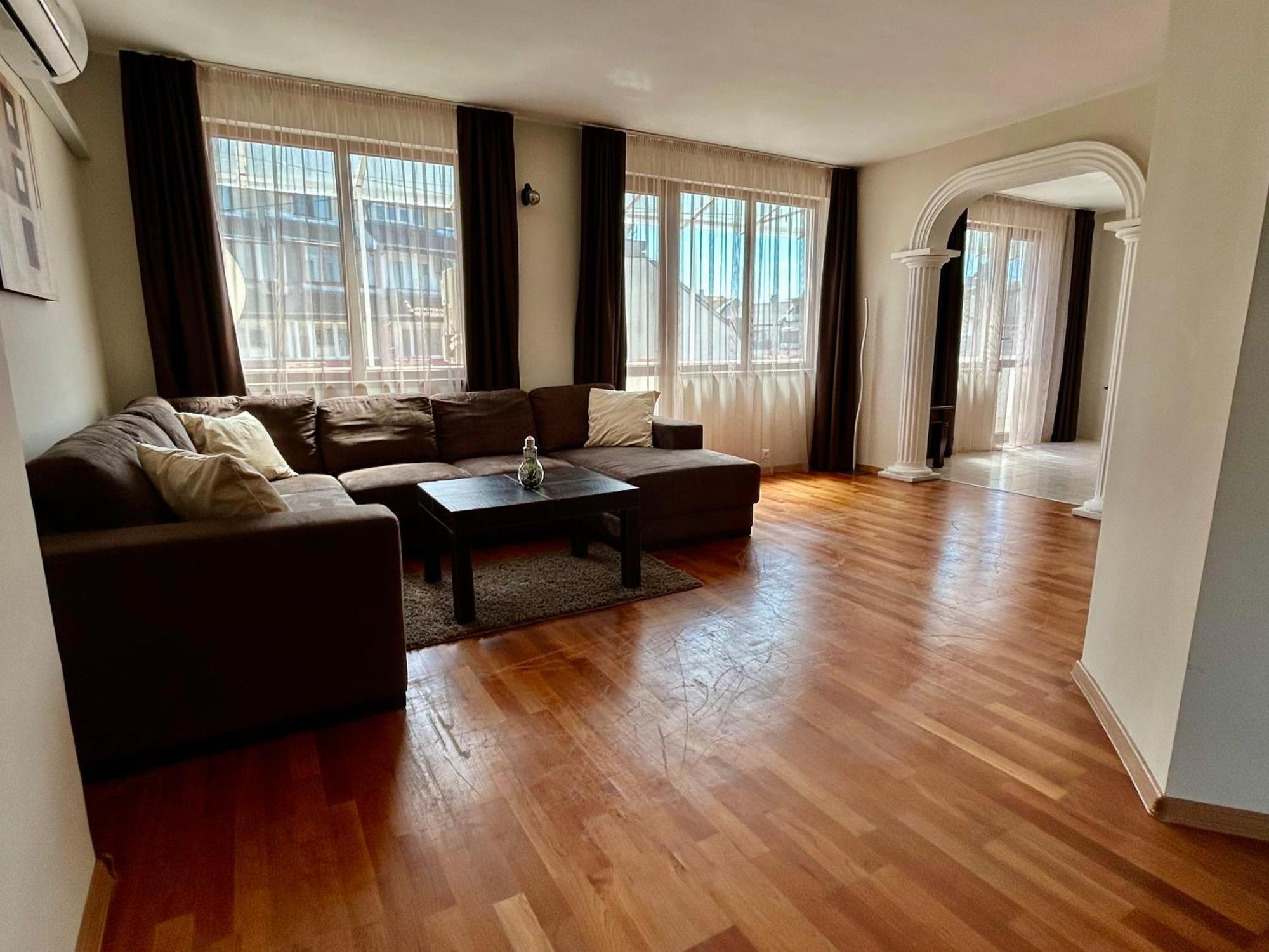 Fenix 2 Bedroom Apartment Varna Center Exteriör bild